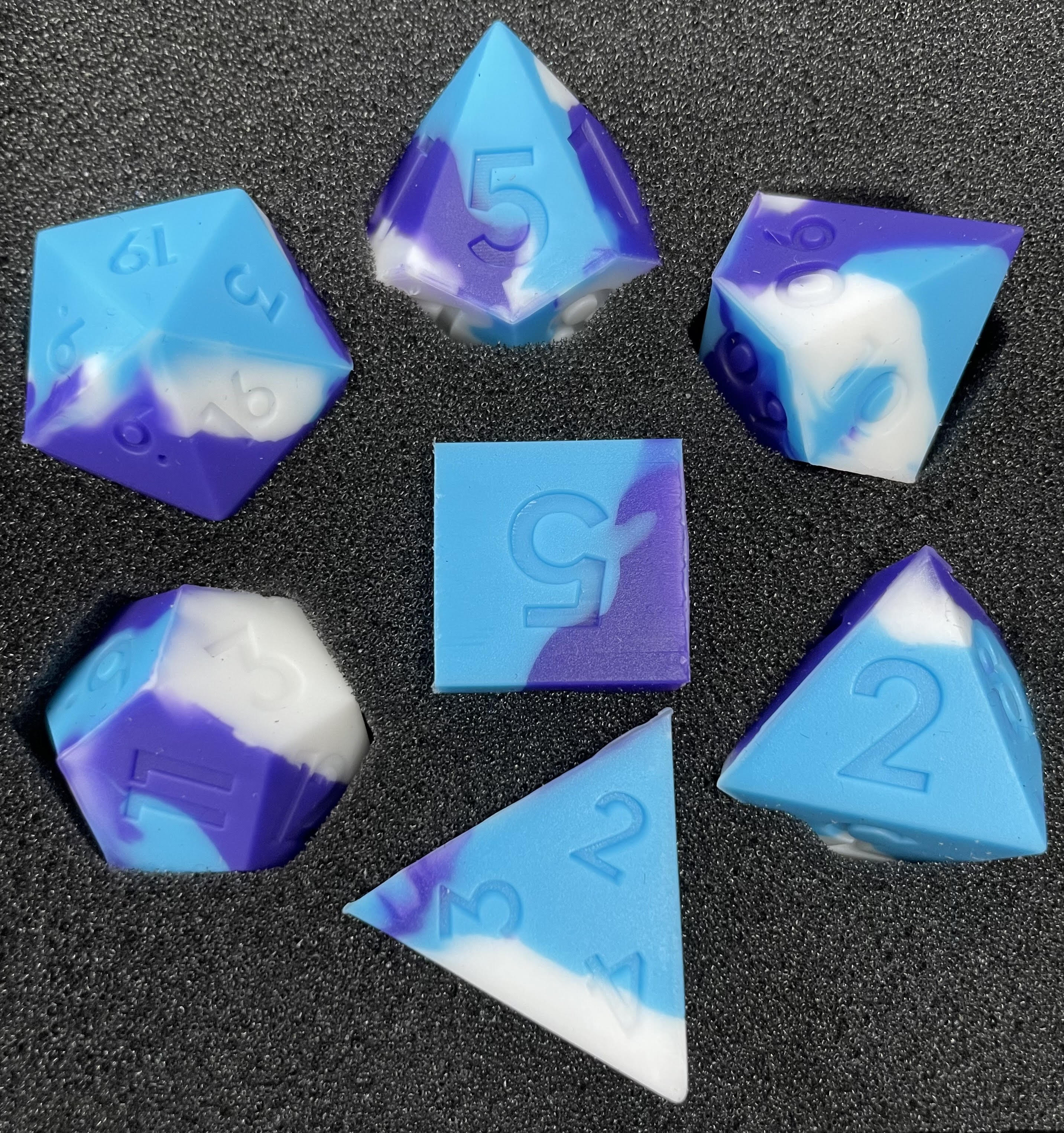 Silicone 7pc dice set - Blue Purple White